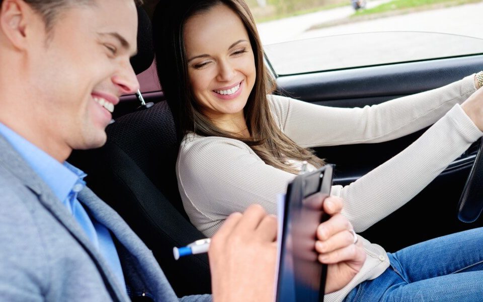 3 Benefits of Attending Driving School